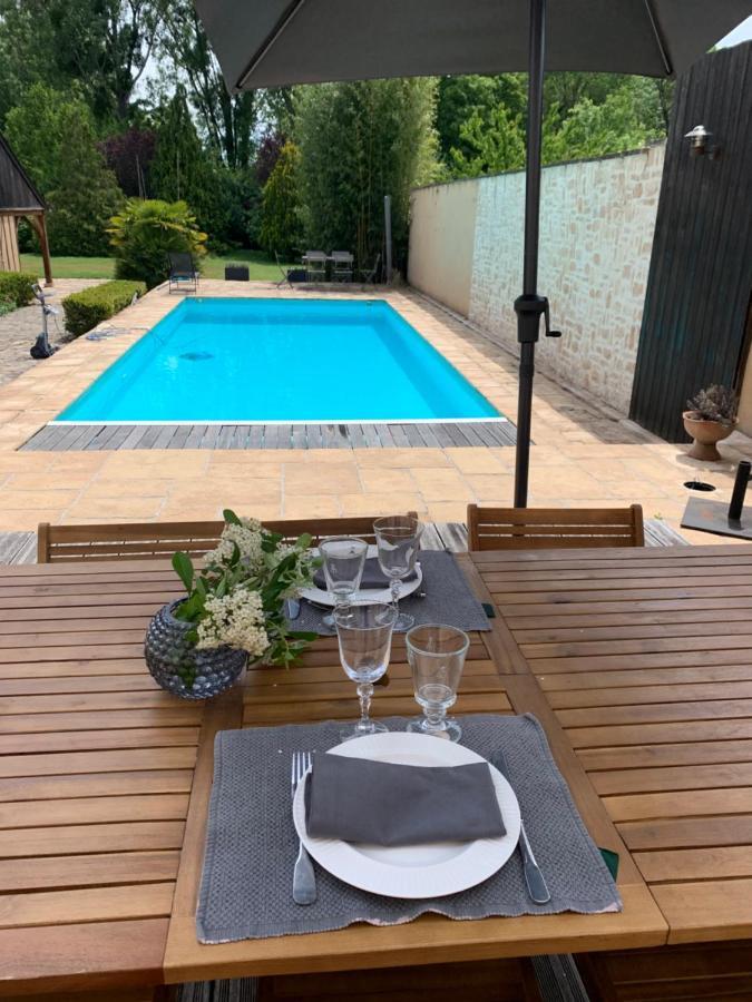 Hotel «  Le Relais » Arnage Exteriér fotografie